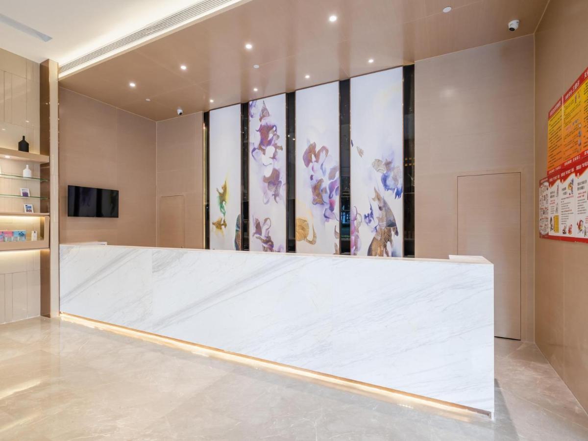 Lavande Hotel Luzhou Wanda Plaza Southwest Commercial City Exterior photo